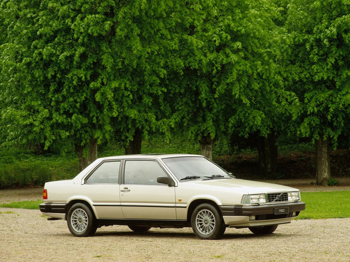 Volvo 780 Bertone spécifications techniques et économie de carburant